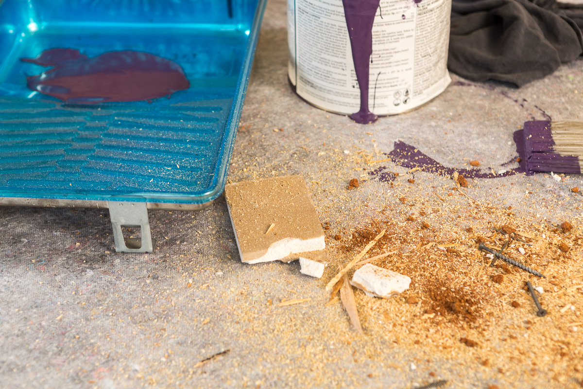 Clean&SafePro stops paint and dust.